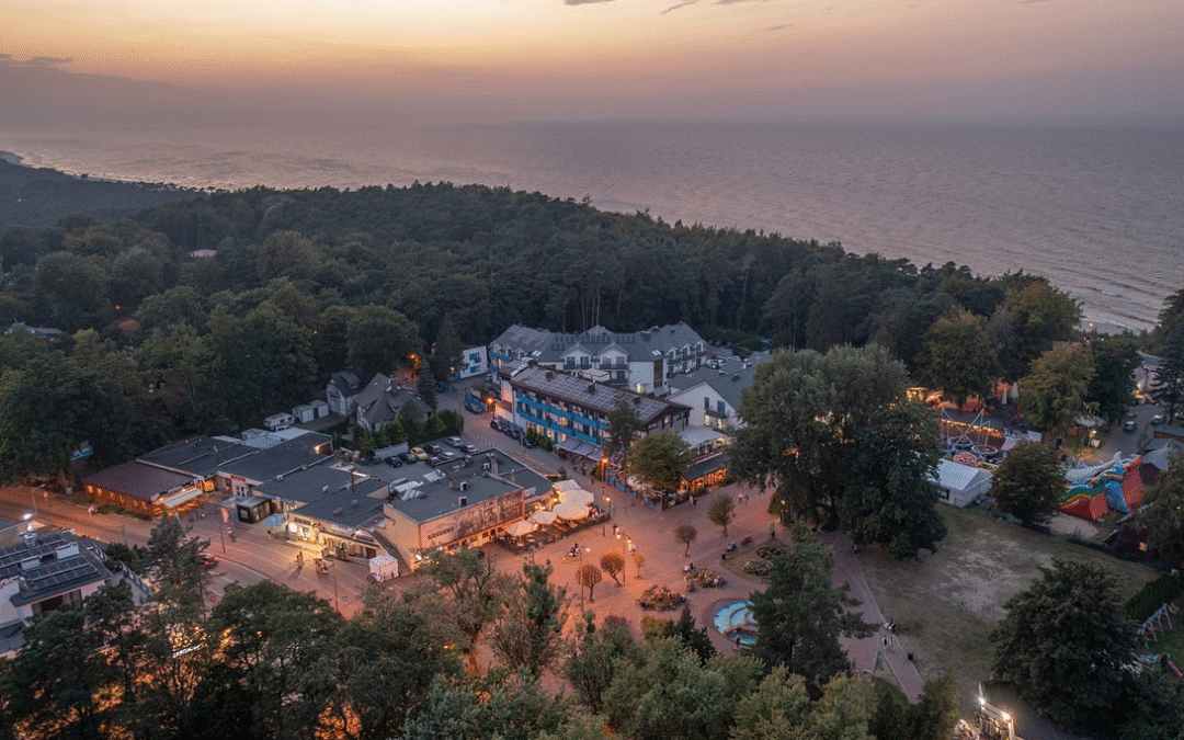 Jastrzębia Góra – apartamenty nad morzem i noclegi tuż przy plaży