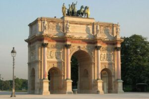 Łuk triumfalny Carusel w Paryżu